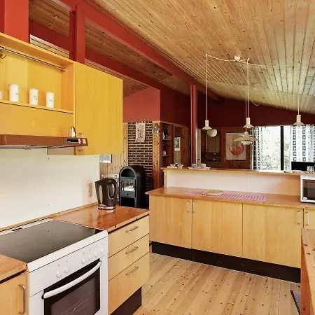 Three-bedroom In 14 Ferienhaus *