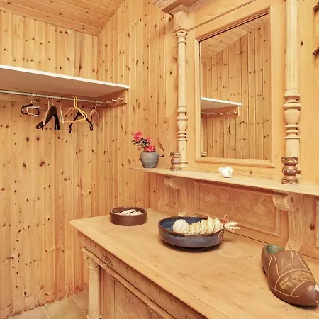 Ferienhaus Three-bedroom In 14 Blåvand